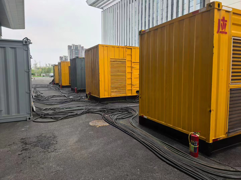 龙亭不同季节柴油发电机组保养有哪些注意事项?