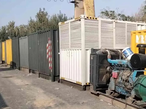 龙亭200KW柴油发电机机组每小时油耗是多少?